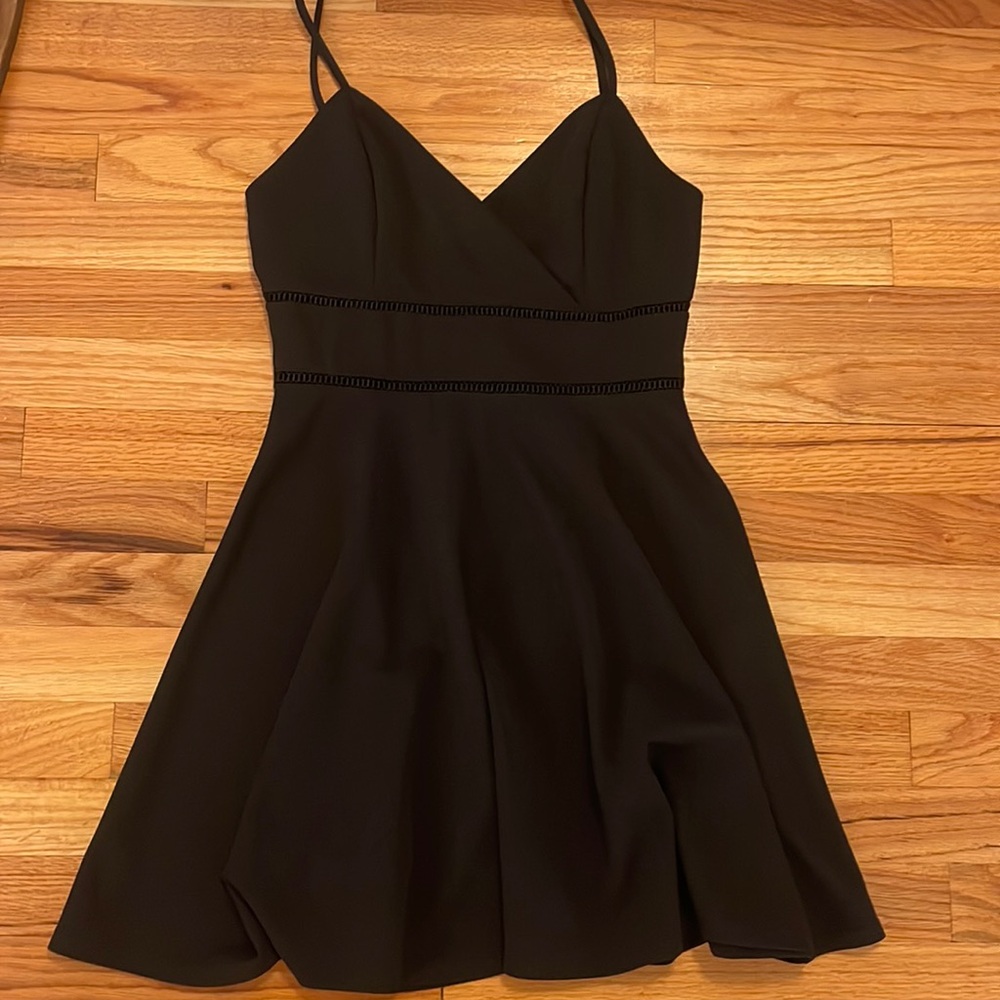 Mini black flowy dress